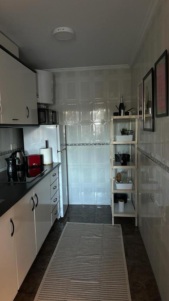 Playa De Los Naufragos Cozy Apartment With Pool Τορεβιέχα Εξωτερικό φωτογραφία