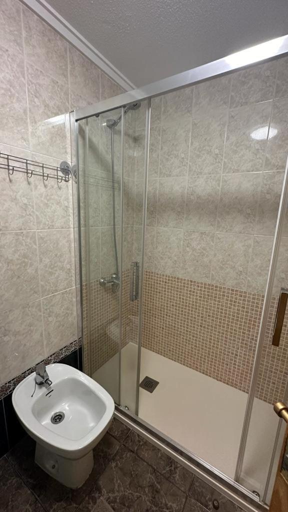 Playa De Los Naufragos Cozy Apartment With Pool Τορεβιέχα Εξωτερικό φωτογραφία